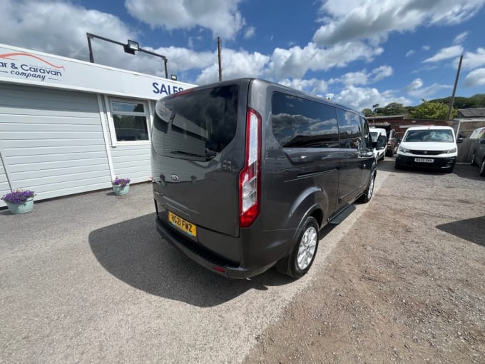 2025 Ford Tourneo Custom