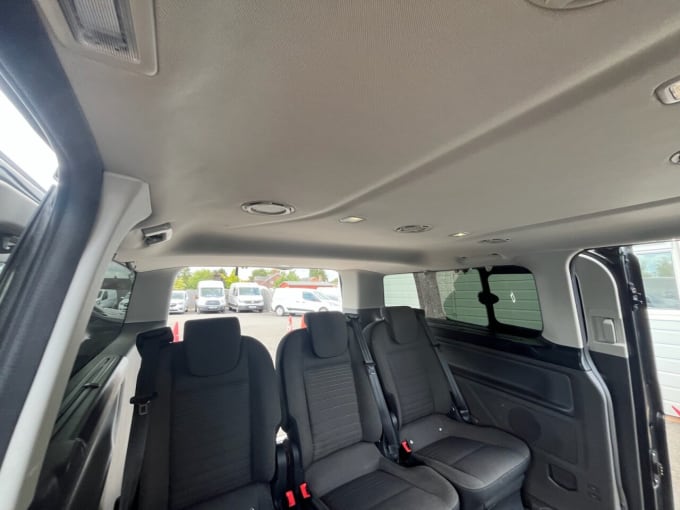 2025 Ford Tourneo Custom