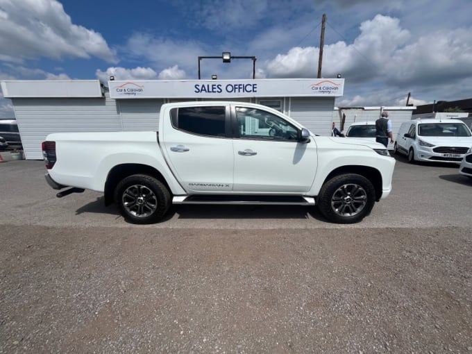 2025 Mitsubishi L200