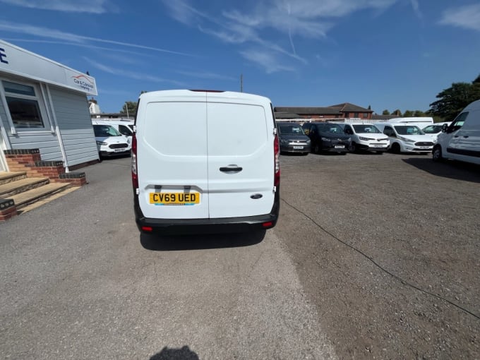 2025 Ford Transit Connect
