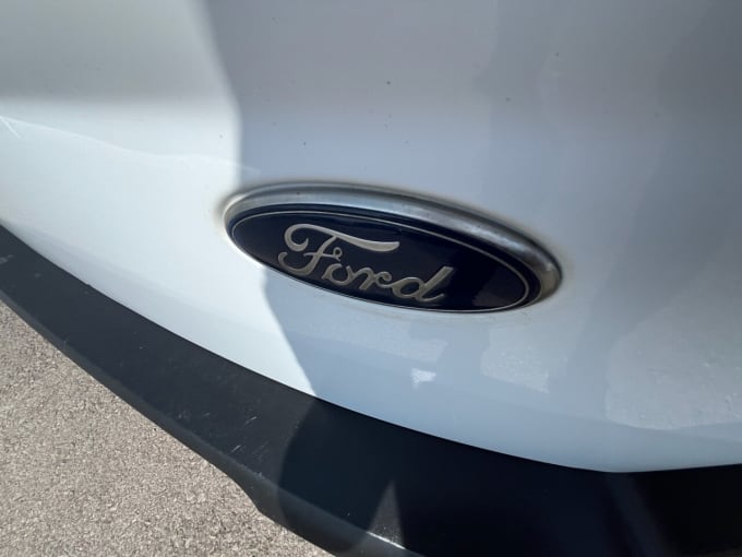 2025 Ford Transit Connect