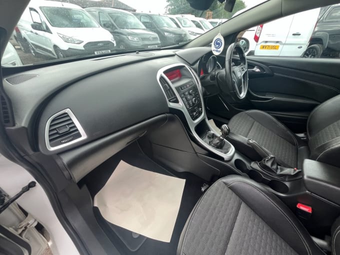 2025 Vauxhall Astra Gtc