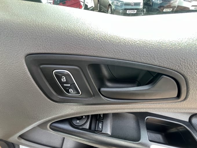 2025 Ford Transit Connect