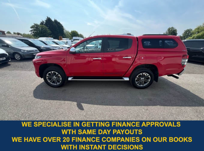 2025 Mitsubishi L200