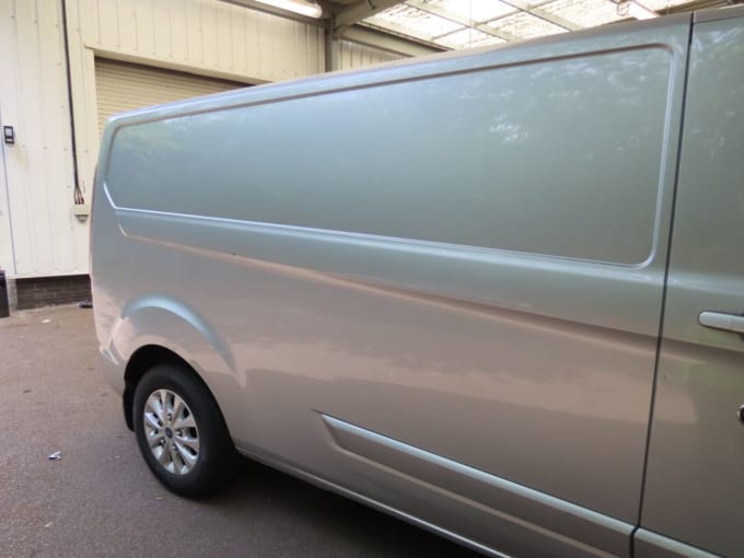 2025 Ford Transit Custom