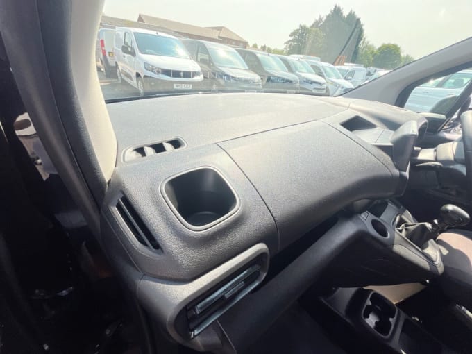 2025 Toyota Proace City
