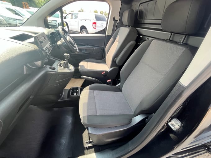2025 Toyota Proace City