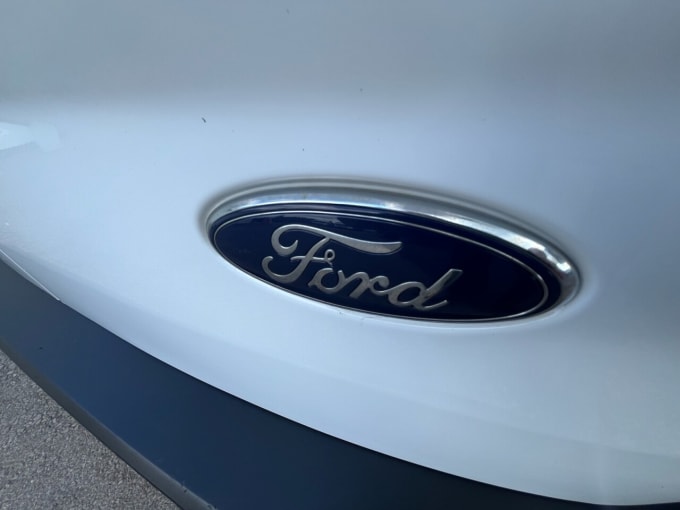 2025 Ford Transit Connect