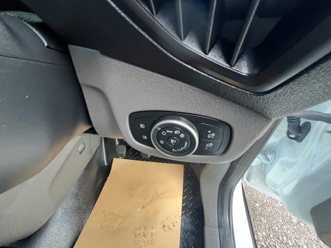 2025 Ford Transit Connect