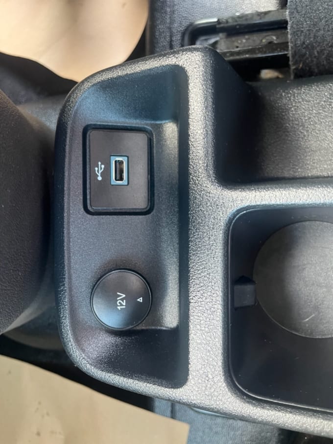 2025 Ford Transit Connect