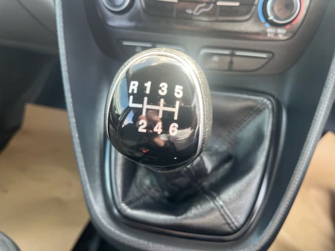 2025 Ford Transit Connect