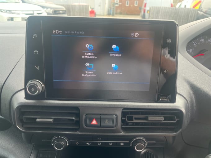 2025 Peugeot Partner