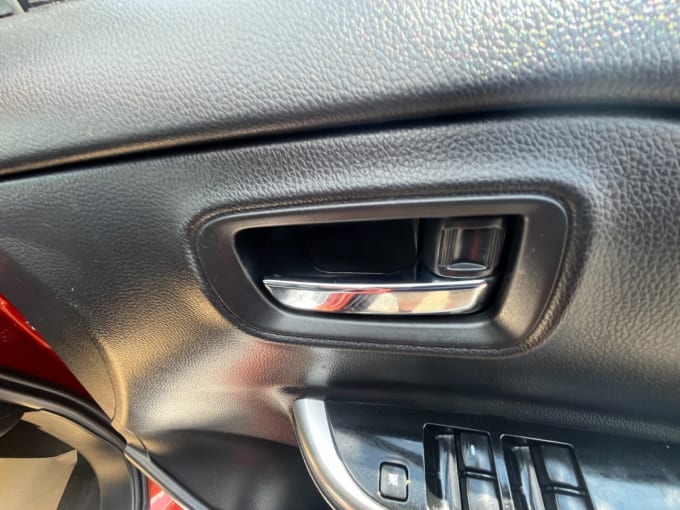 2025 Mitsubishi L200