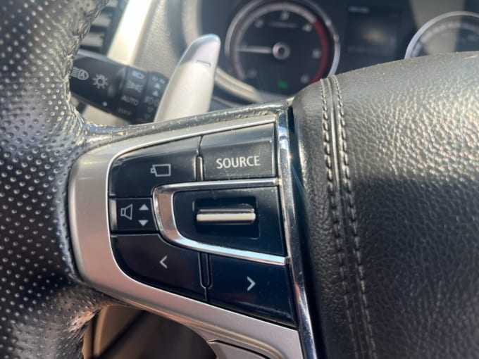 2025 Mitsubishi L200