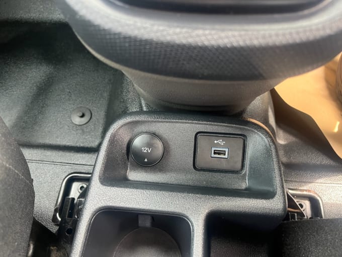 2025 Ford Transit Connect