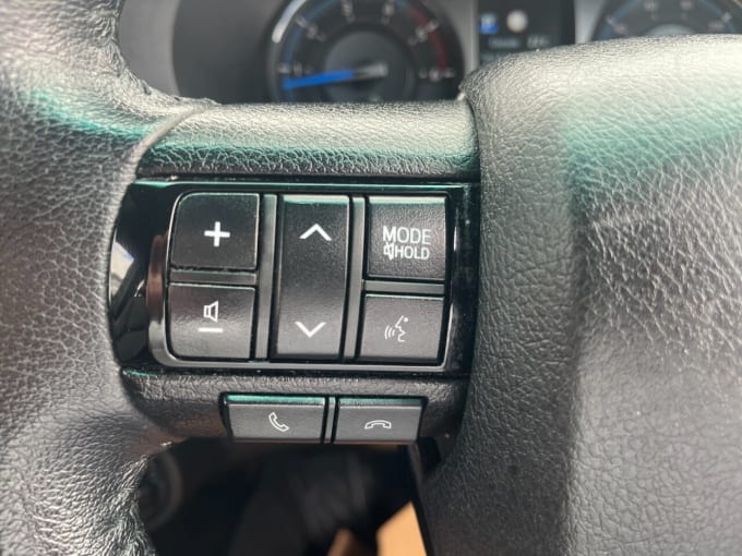 2025 Toyota Hi-lux