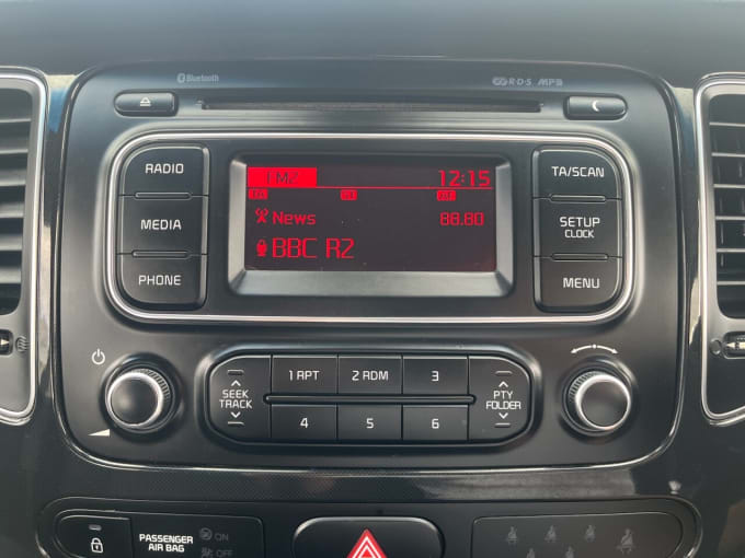 2025 Kia Carens