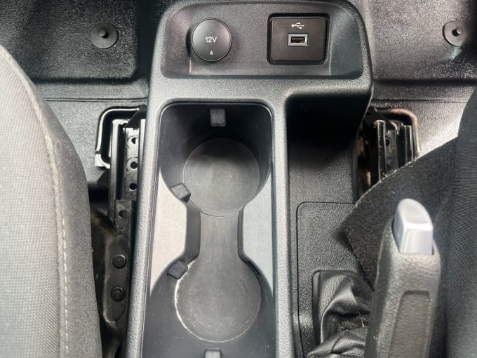 2025 Ford Transit Connect