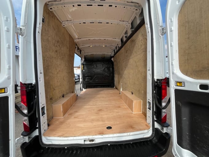 2025 Ford Transit