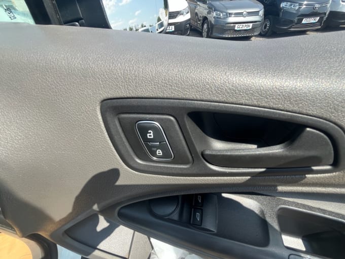 2025 Ford Transit Connect