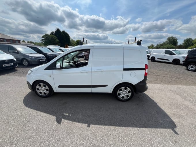 2025 Ford Transit Courier