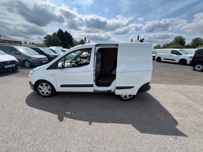 2025 Ford Transit Courier