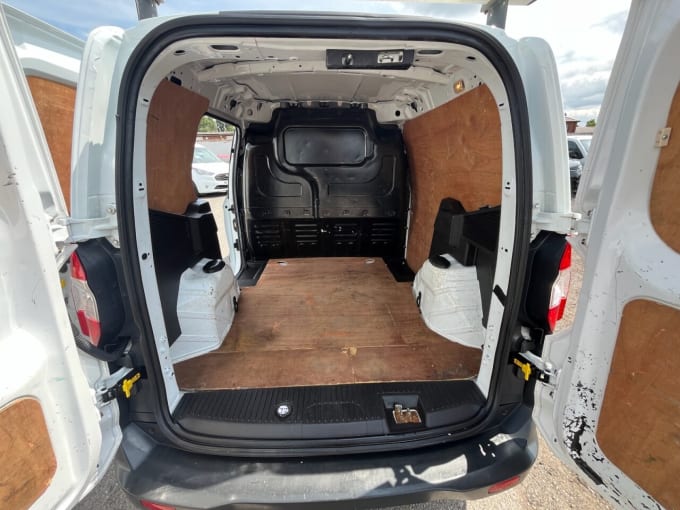 2025 Ford Transit Courier
