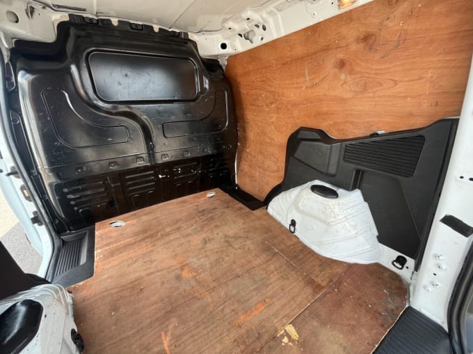 2025 Ford Transit Courier