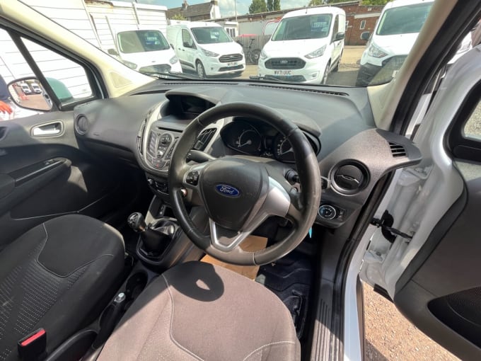 2025 Ford Transit Courier