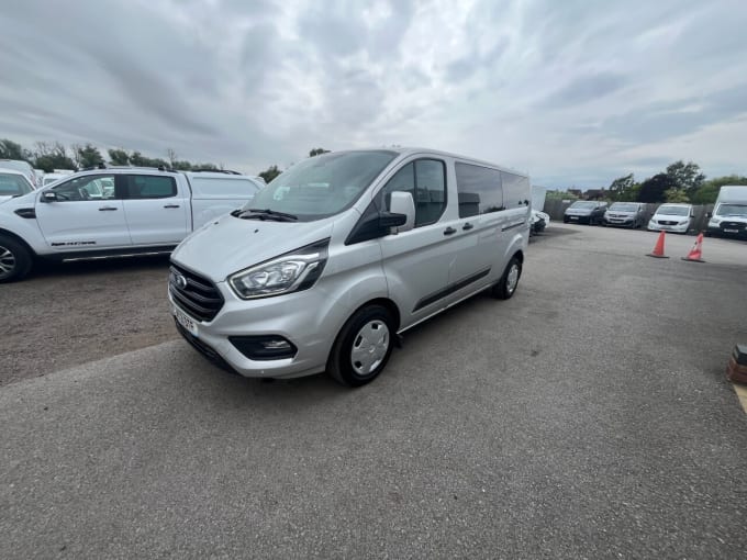 2025 Ford Transit Custom