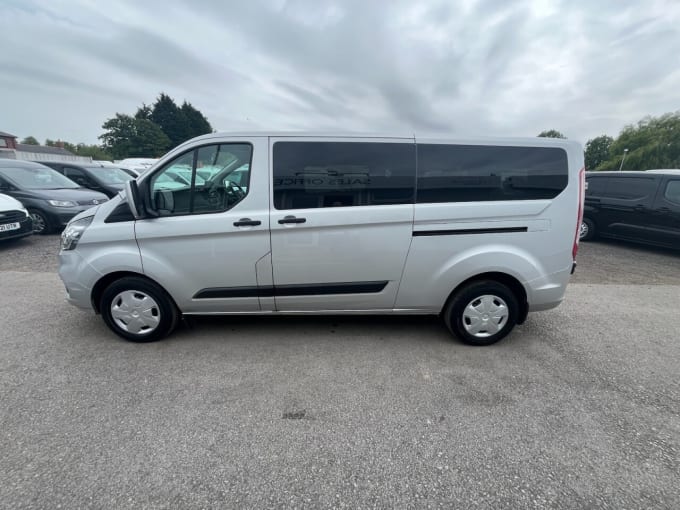2025 Ford Transit Custom