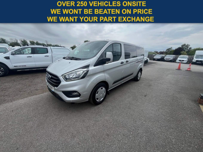 2025 Ford Transit Custom