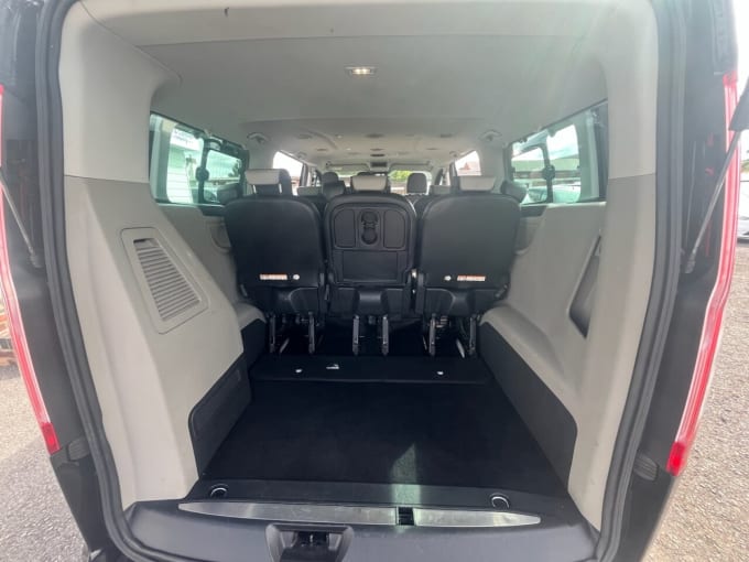 2025 Ford Tourneo Custom