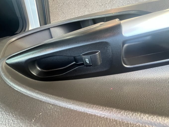 2025 Ford Transit Connect
