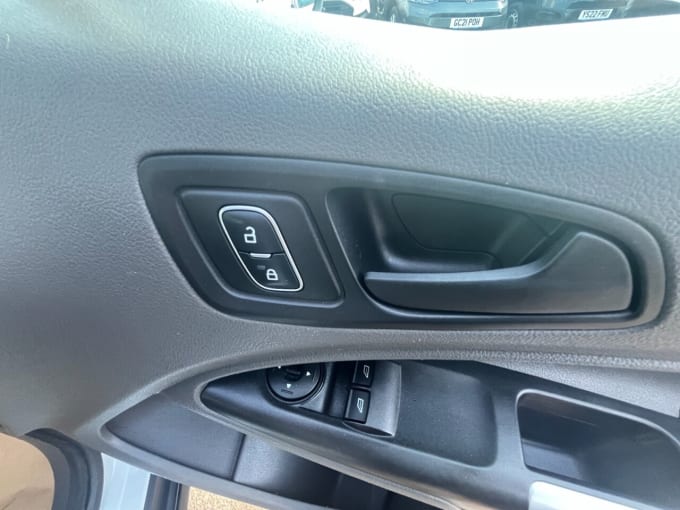 2025 Ford Transit Connect