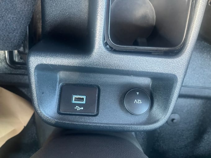 2025 Ford Transit Connect