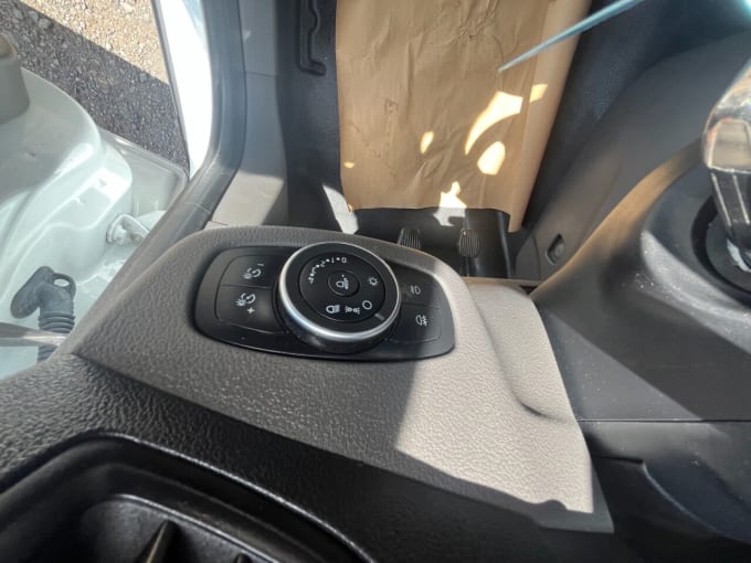 2025 Ford Transit Connect