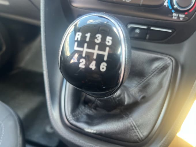 2025 Ford Transit Connect