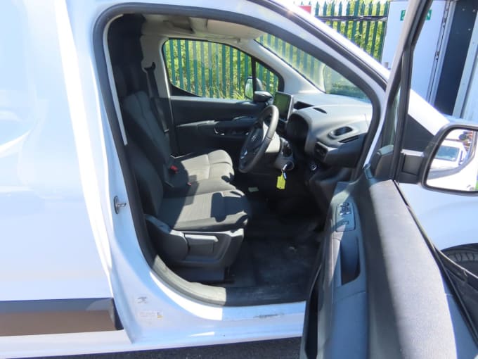 2025 Vauxhall Combo