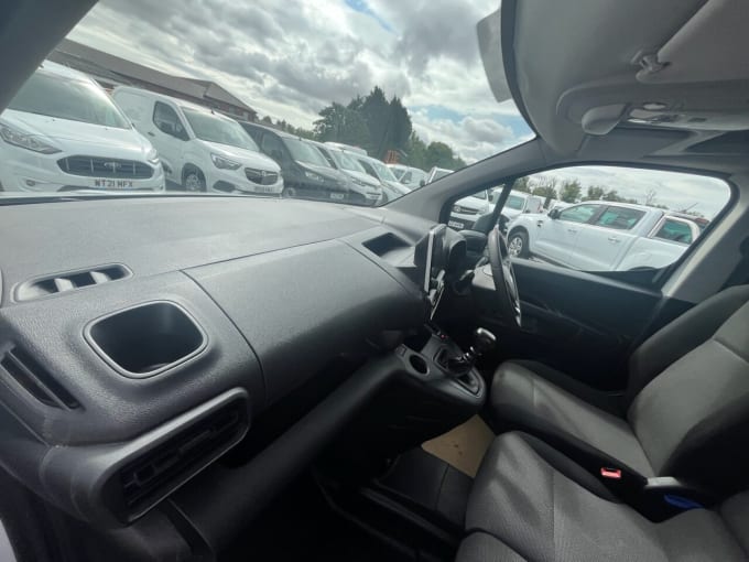 2025 Vauxhall Combo