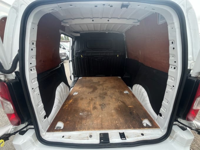 2025 Vauxhall Combo