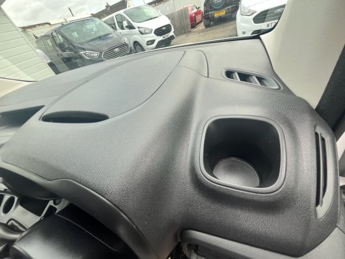 2025 Vauxhall Combo