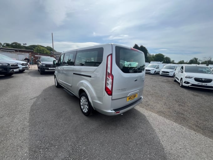 2025 Ford Tourneo Custom