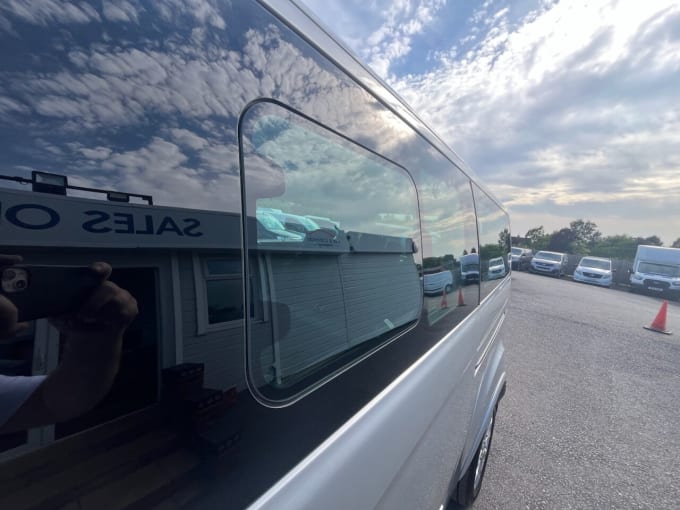 2025 Ford Tourneo Custom
