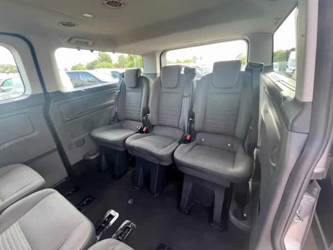 2025 Ford Tourneo Custom