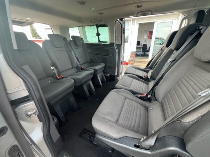2025 Ford Tourneo Custom