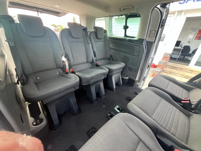 2025 Ford Tourneo Custom