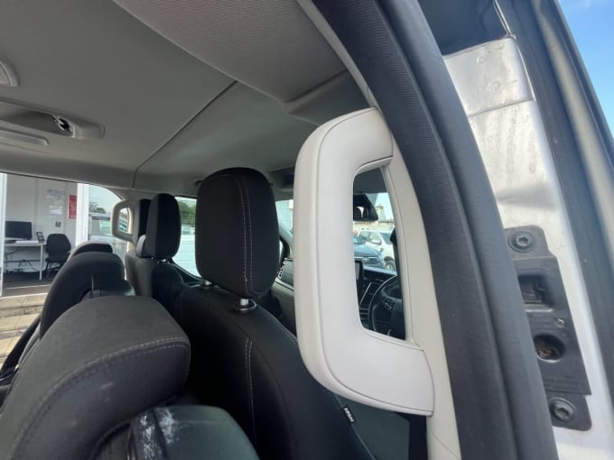 2025 Ford Tourneo Custom