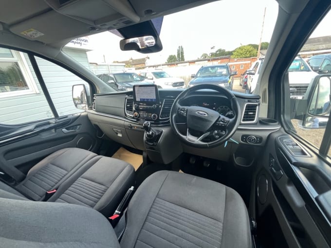 2025 Ford Tourneo Custom