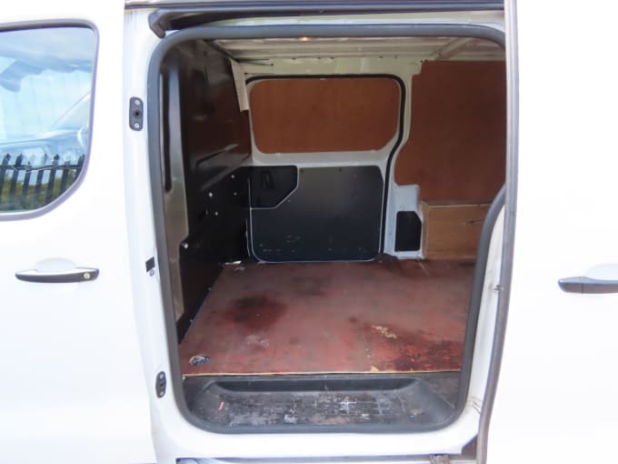 2025 Vauxhall Vivaro